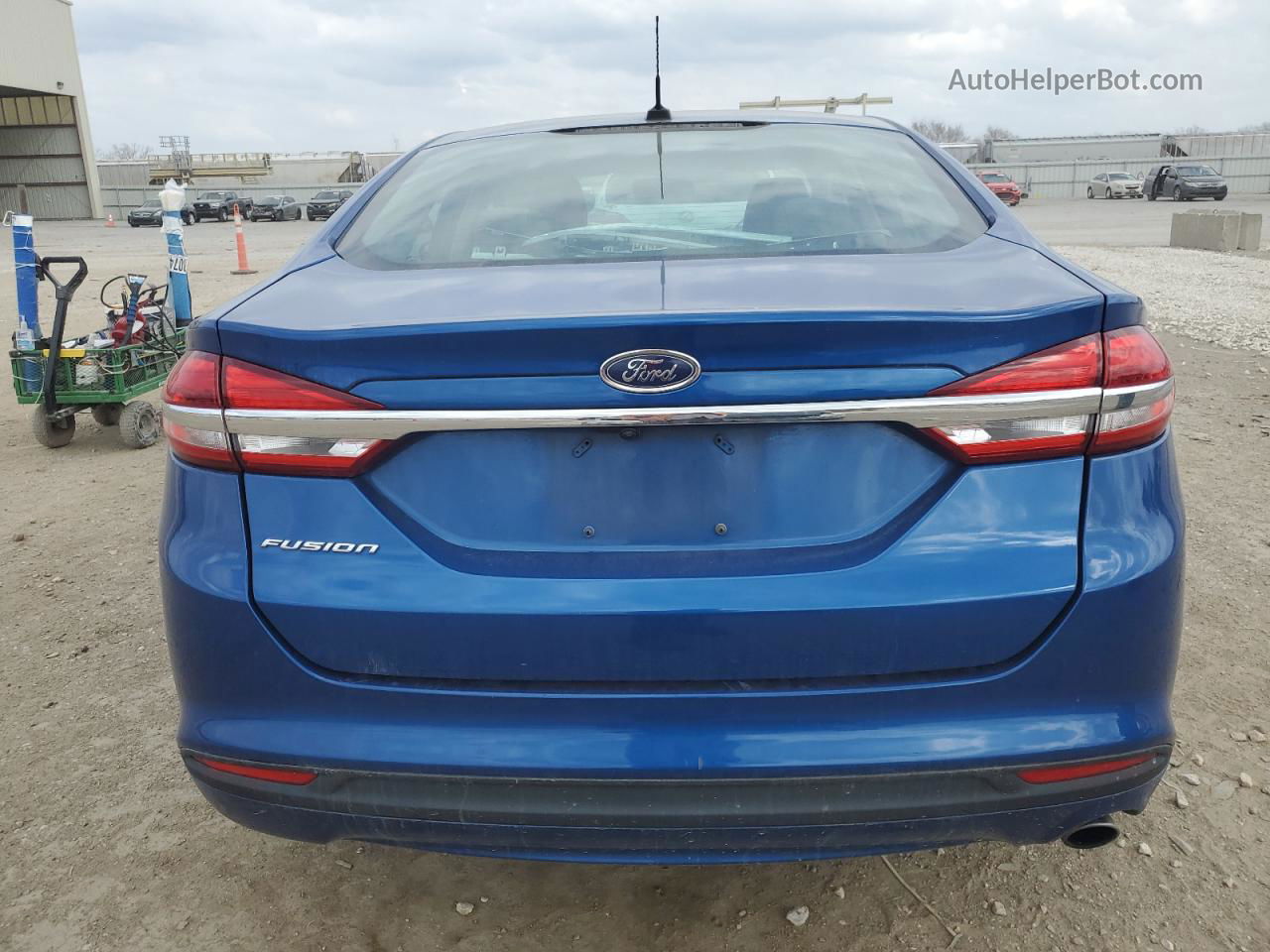 2018 Ford Fusion S Blue vin: 3FA6P0G73JR147171