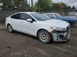 2015 Ford Fusion S Белый vin: 3FA6P0G74FR150975