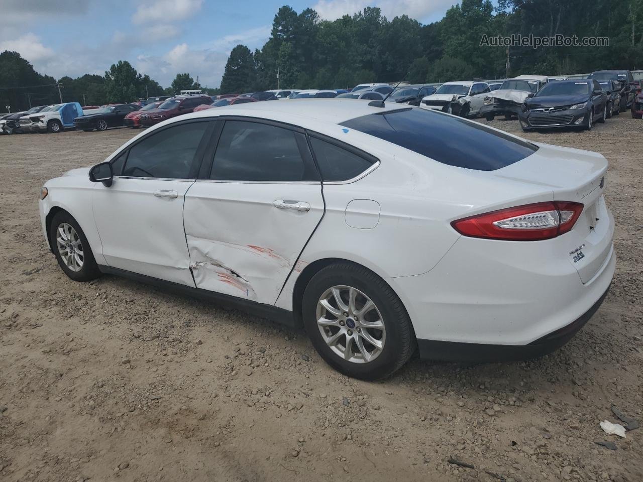 2015 Ford Fusion S White vin: 3FA6P0G74FR196452