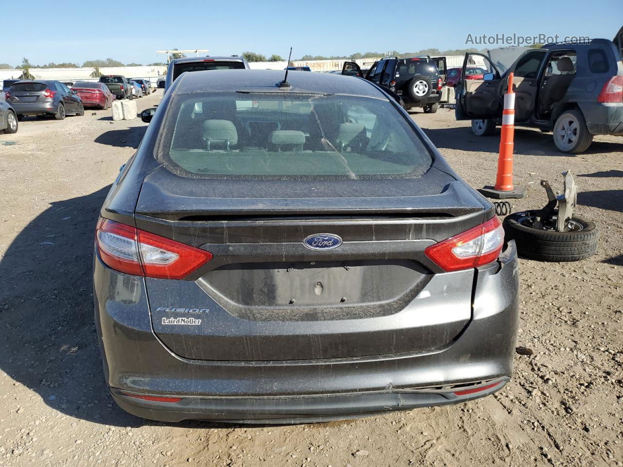 2016 Ford Fusion S Gray vin: 3FA6P0G74GR133188