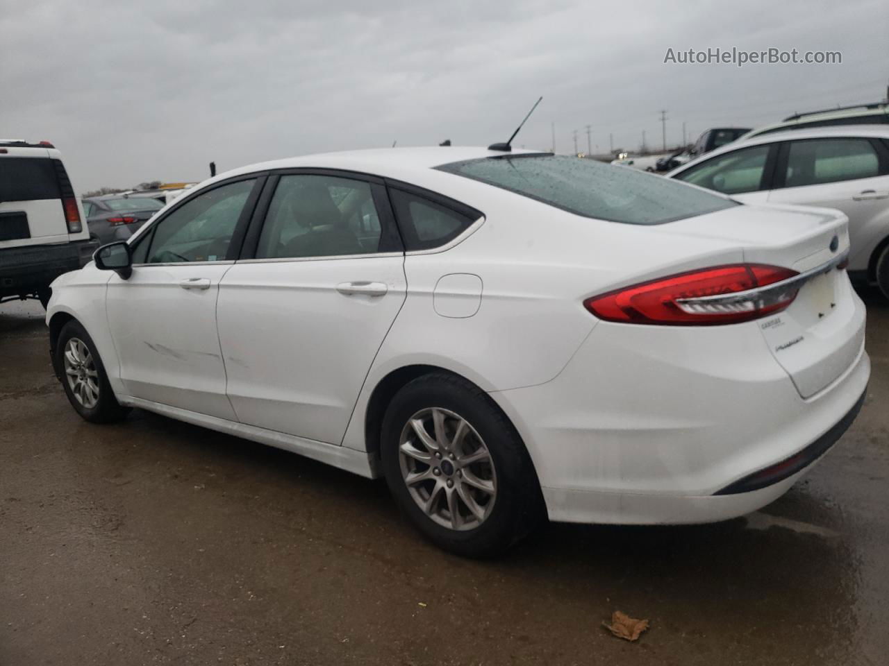 2017 Ford Fusion S White vin: 3FA6P0G74HR222230