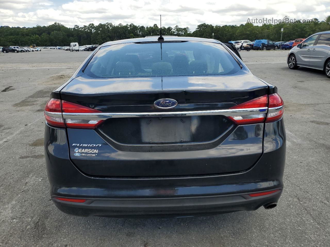 2017 Ford Fusion S Черный vin: 3FA6P0G74HR236726