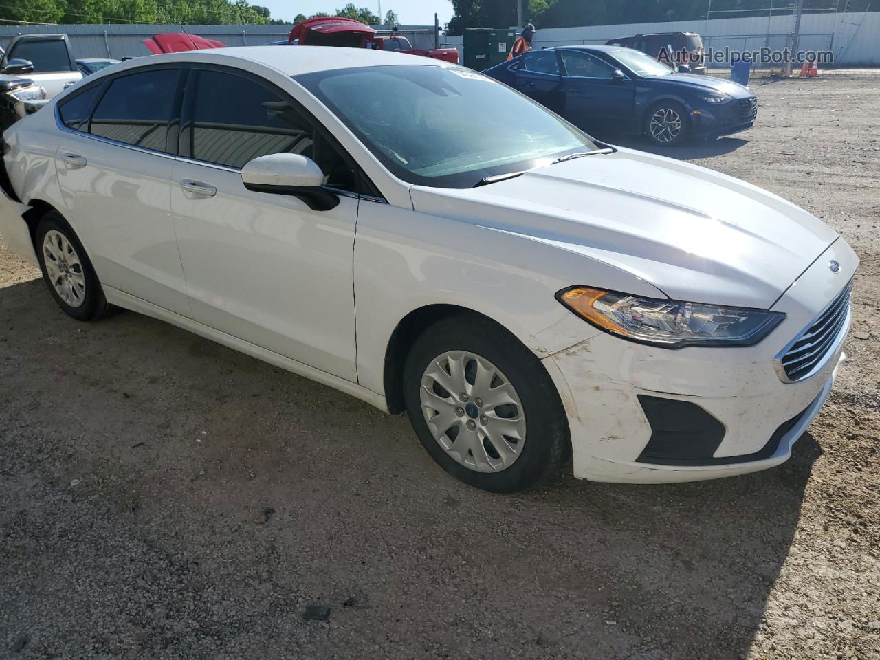 2019 Ford Fusion S White vin: 3FA6P0G74KR127576