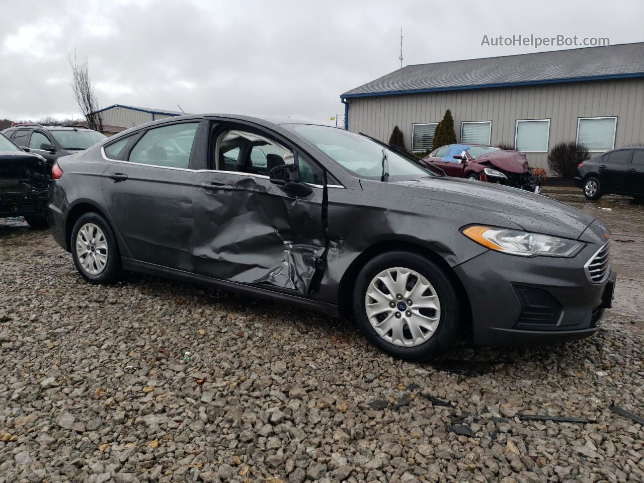 2019 Ford Fusion S Gray vin: 3FA6P0G74KR166247