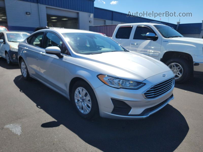 2019 Ford Fusion S vin: 3FA6P0G75KR183980