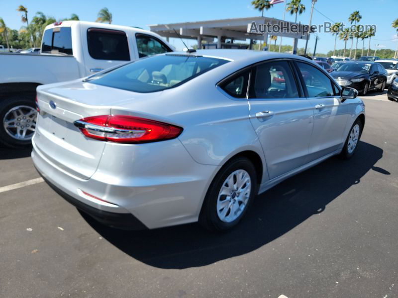 2019 Ford Fusion S vin: 3FA6P0G75KR183980