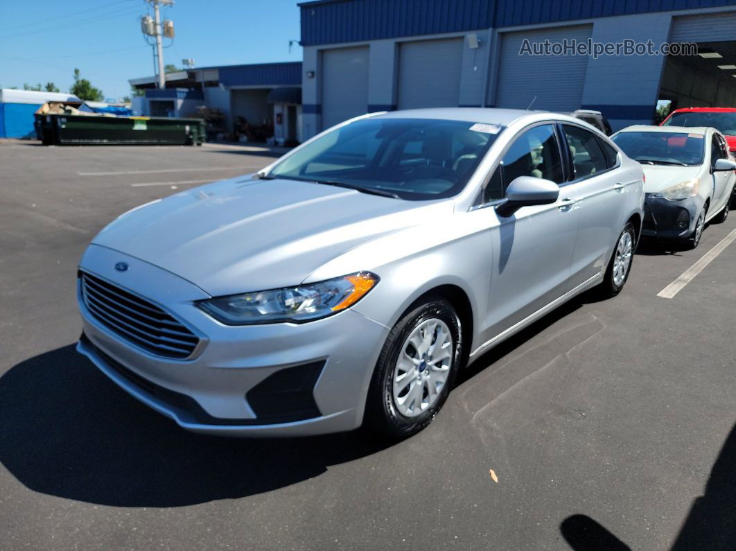 2019 Ford Fusion S vin: 3FA6P0G75KR183980