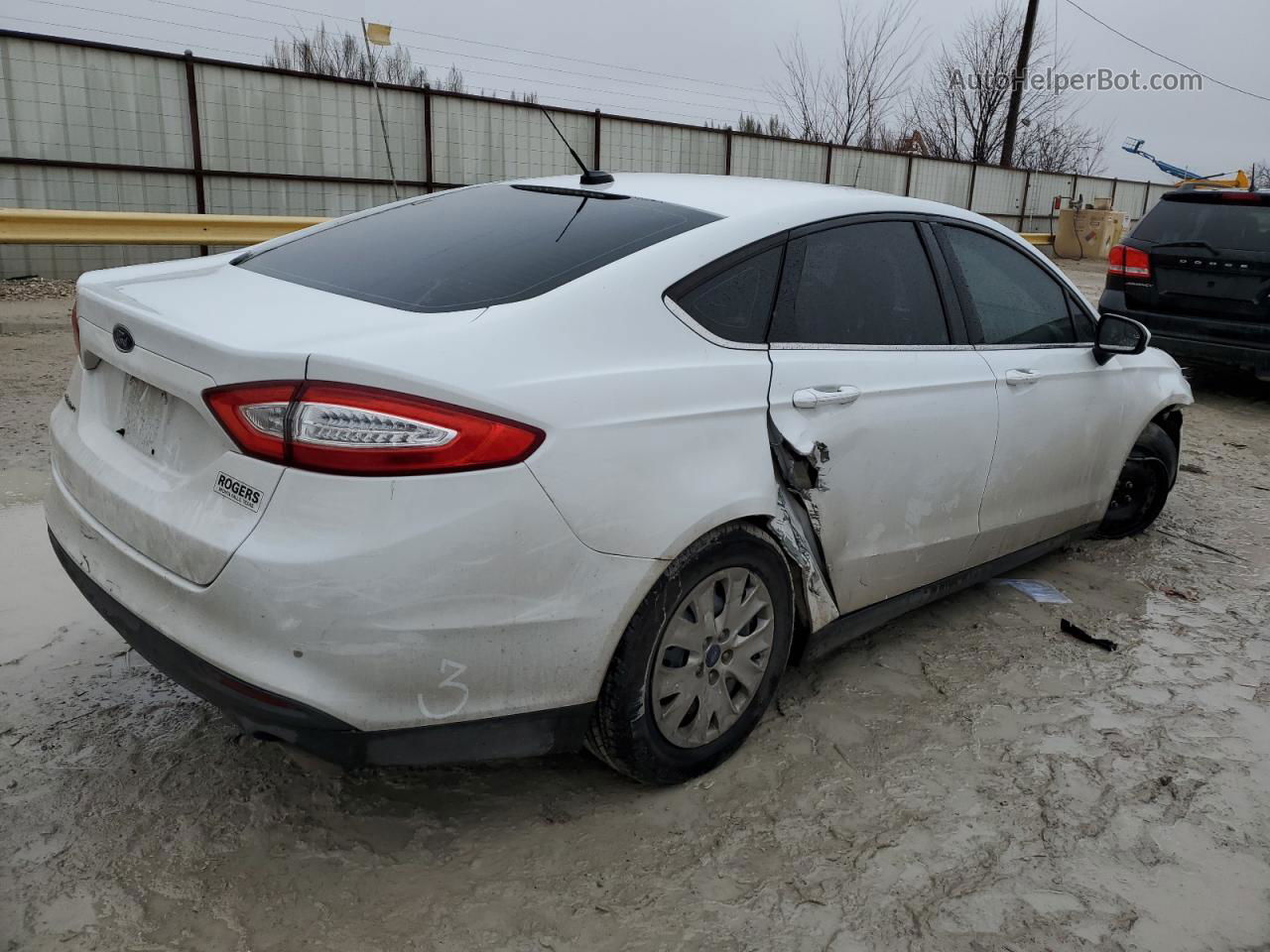 2013 Ford Fusion S White vin: 3FA6P0G76DR127968