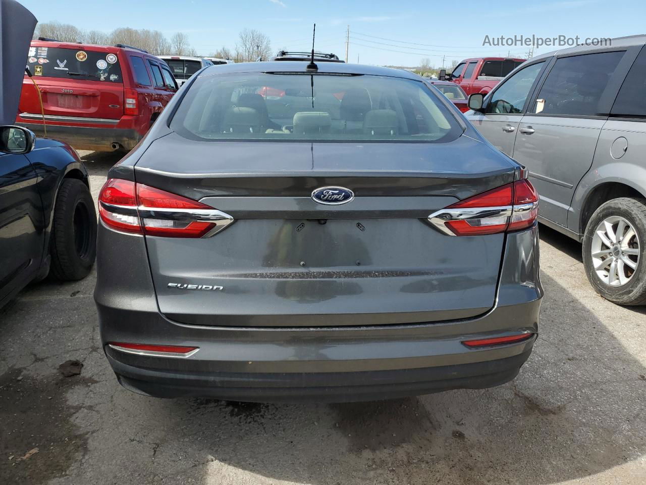 2019 Ford Fusion S Gray vin: 3FA6P0G76KR103540