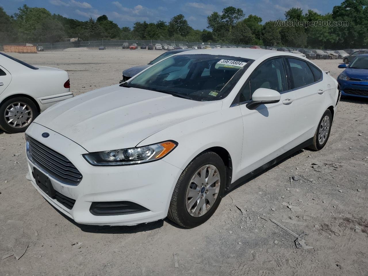 2013 Ford Fusion S White vin: 3FA6P0G77DR107034