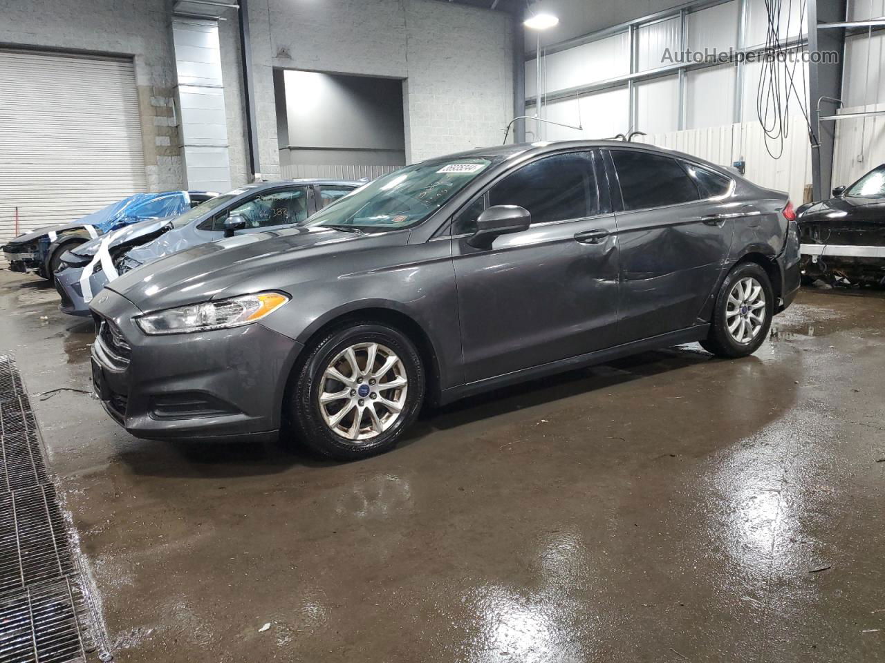 2015 Ford Fusion S Серый vin: 3FA6P0G77FR127271