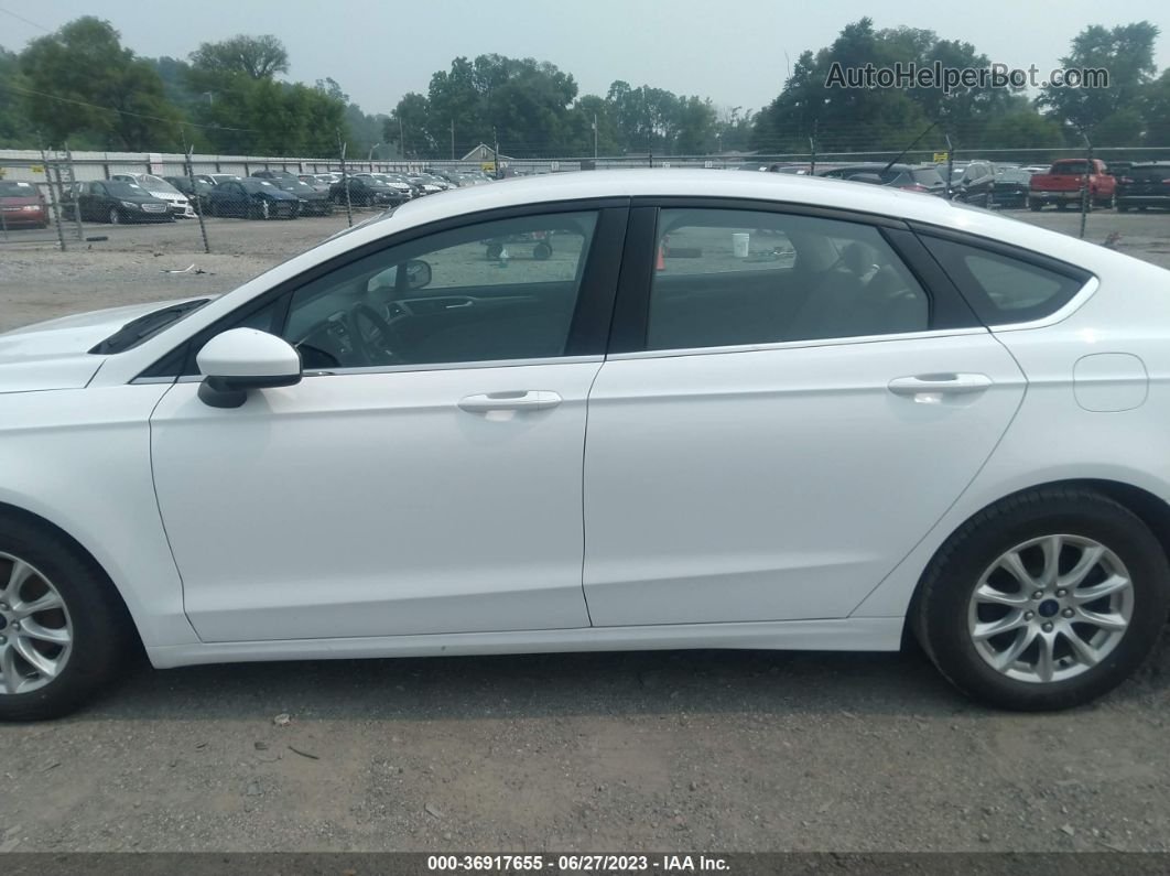2017 Ford Fusion S Белый vin: 3FA6P0G77HR232282