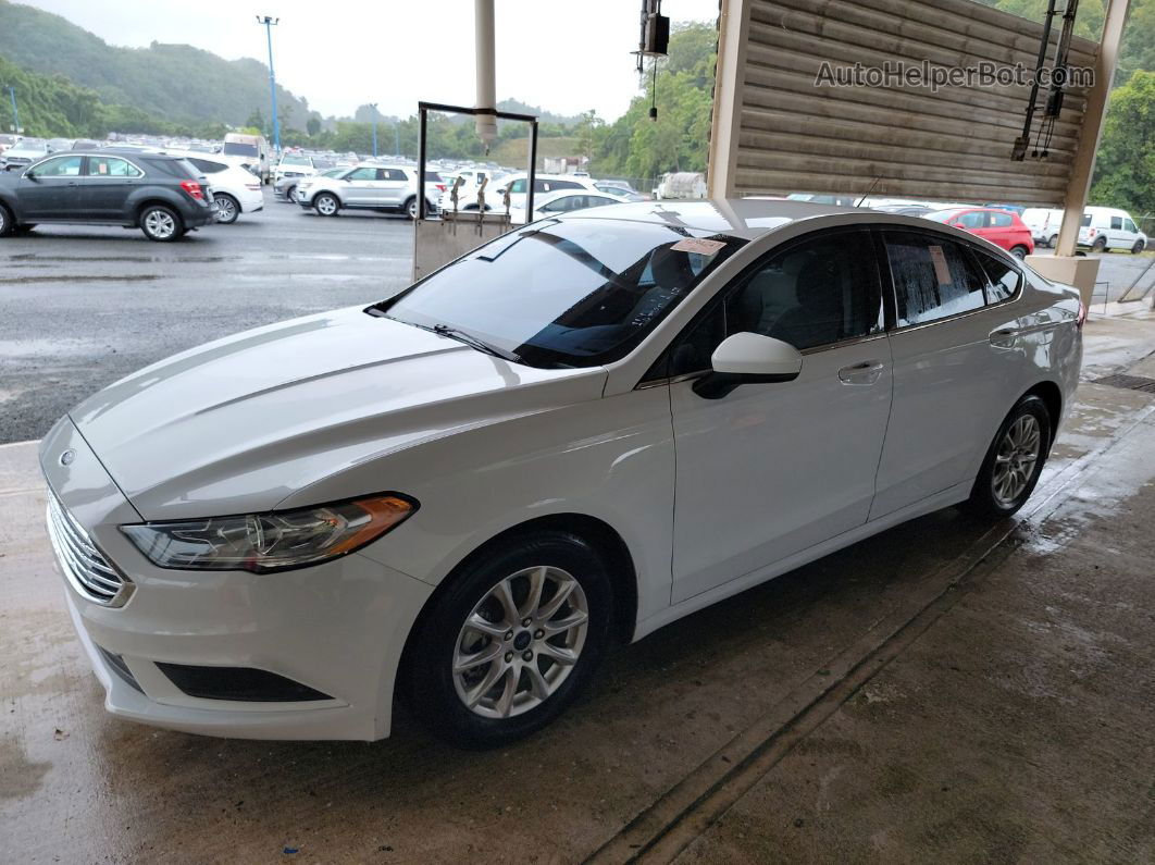 2018 Ford Fusion S vin: 3FA6P0G77JR130258