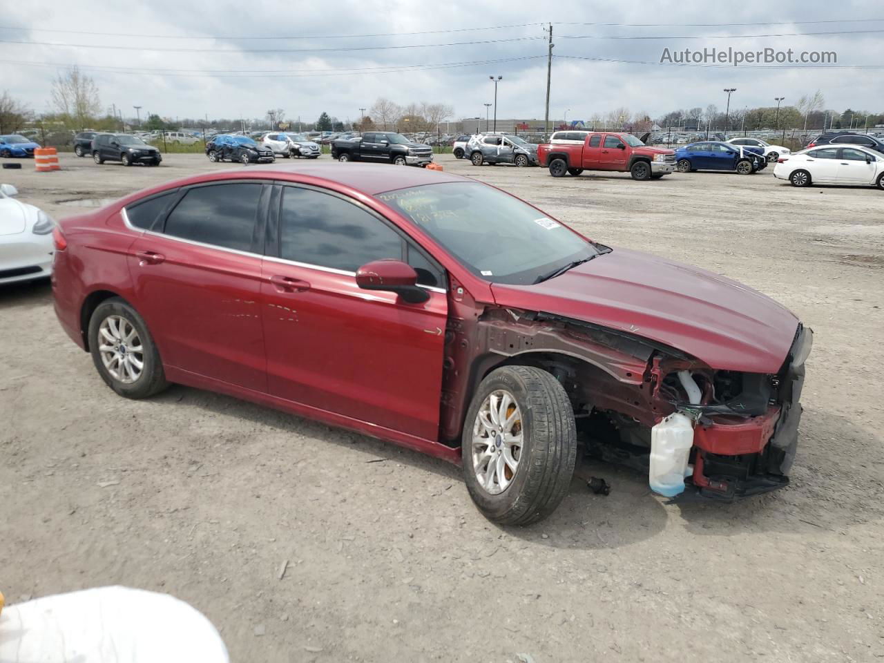 2018 Ford Fusion S Red vin: 3FA6P0G77JR181324