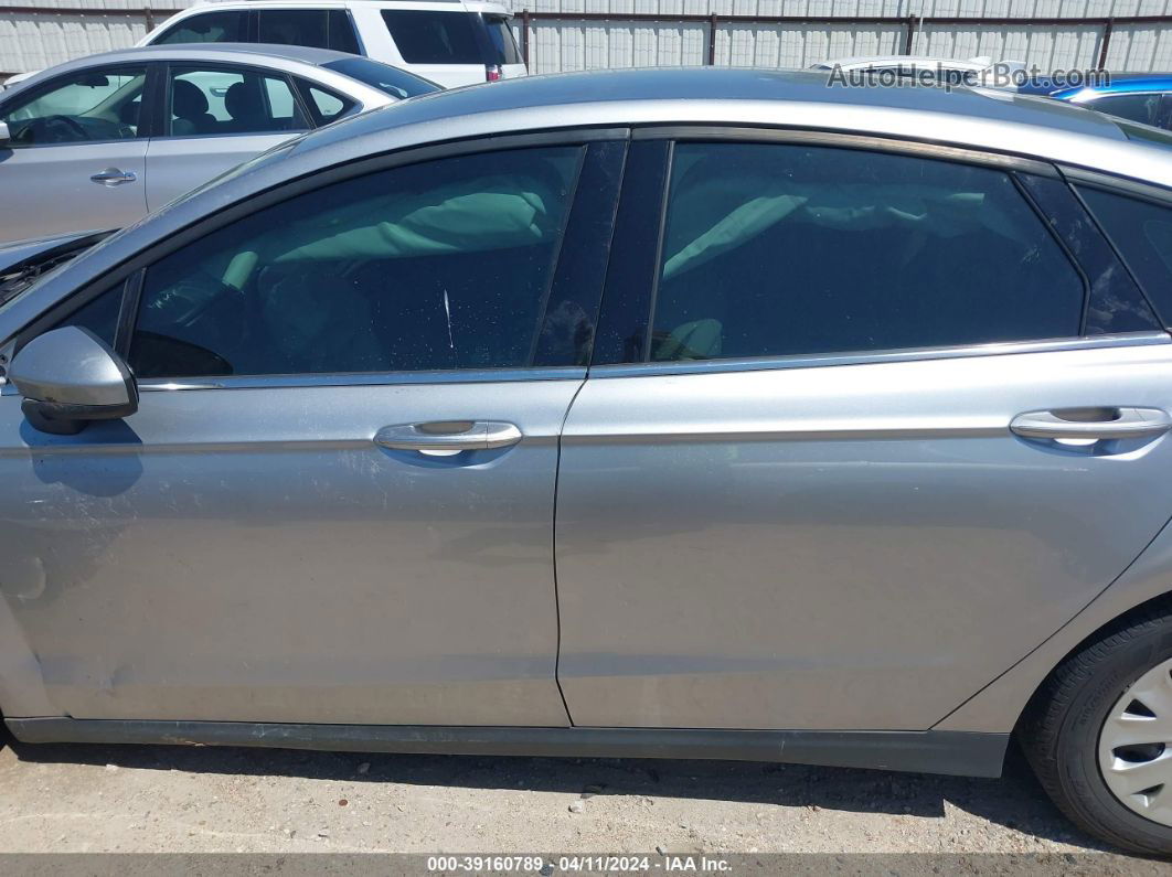 2020 Ford Fusion S Silver vin: 3FA6P0G77LR266991