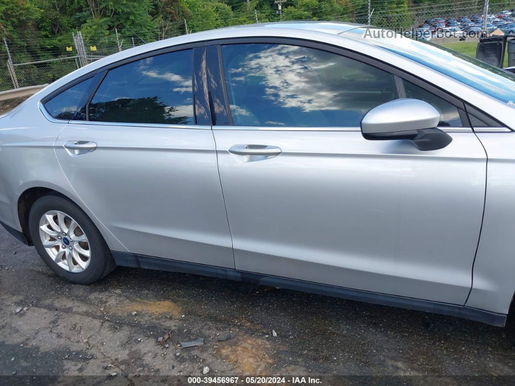 2016 Ford Fusion S Silver vin: 3FA6P0G78GR338576