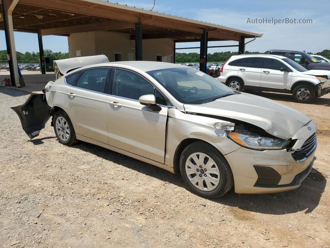 2019 Ford Fusion S Beige vin: 3FA6P0G78KR193399