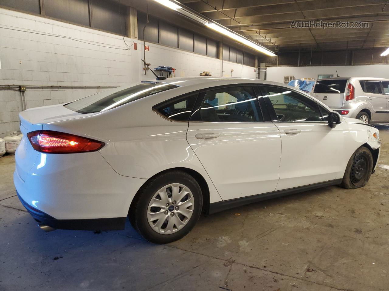 2013 Ford Fusion S White vin: 3FA6P0G79DR339084