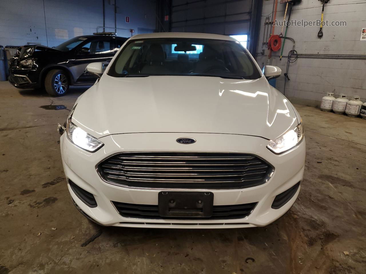 2013 Ford Fusion S White vin: 3FA6P0G79DR339084