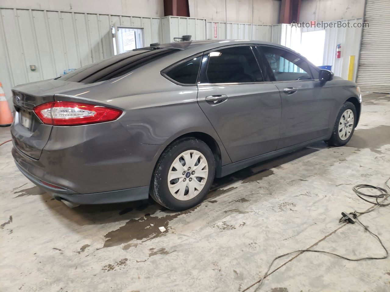 2013 Ford Fusion S Серый vin: 3FA6P0G79DR364390