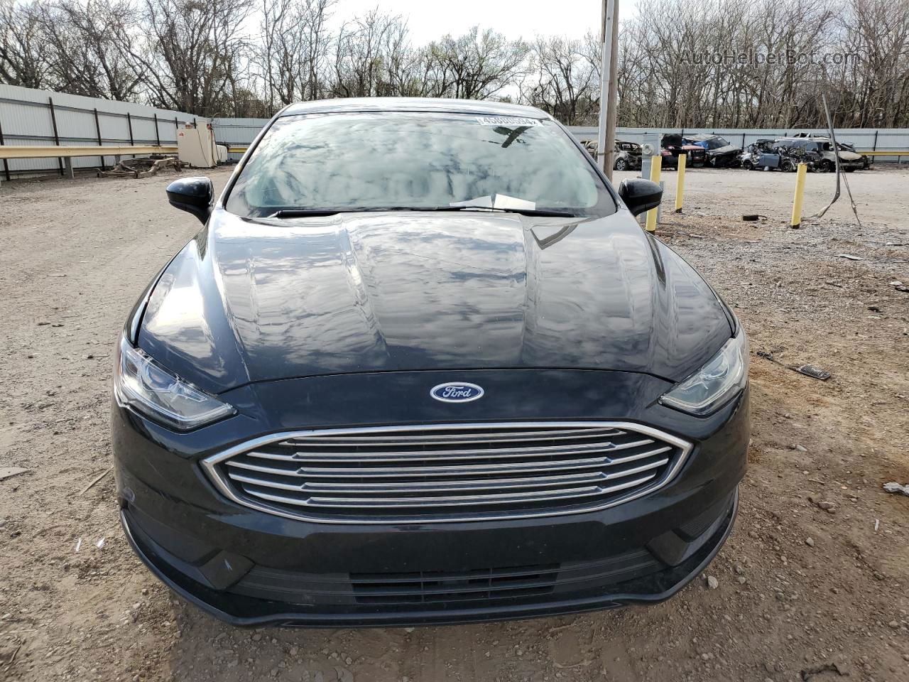 2017 Ford Fusion S Черный vin: 3FA6P0G79HR109762