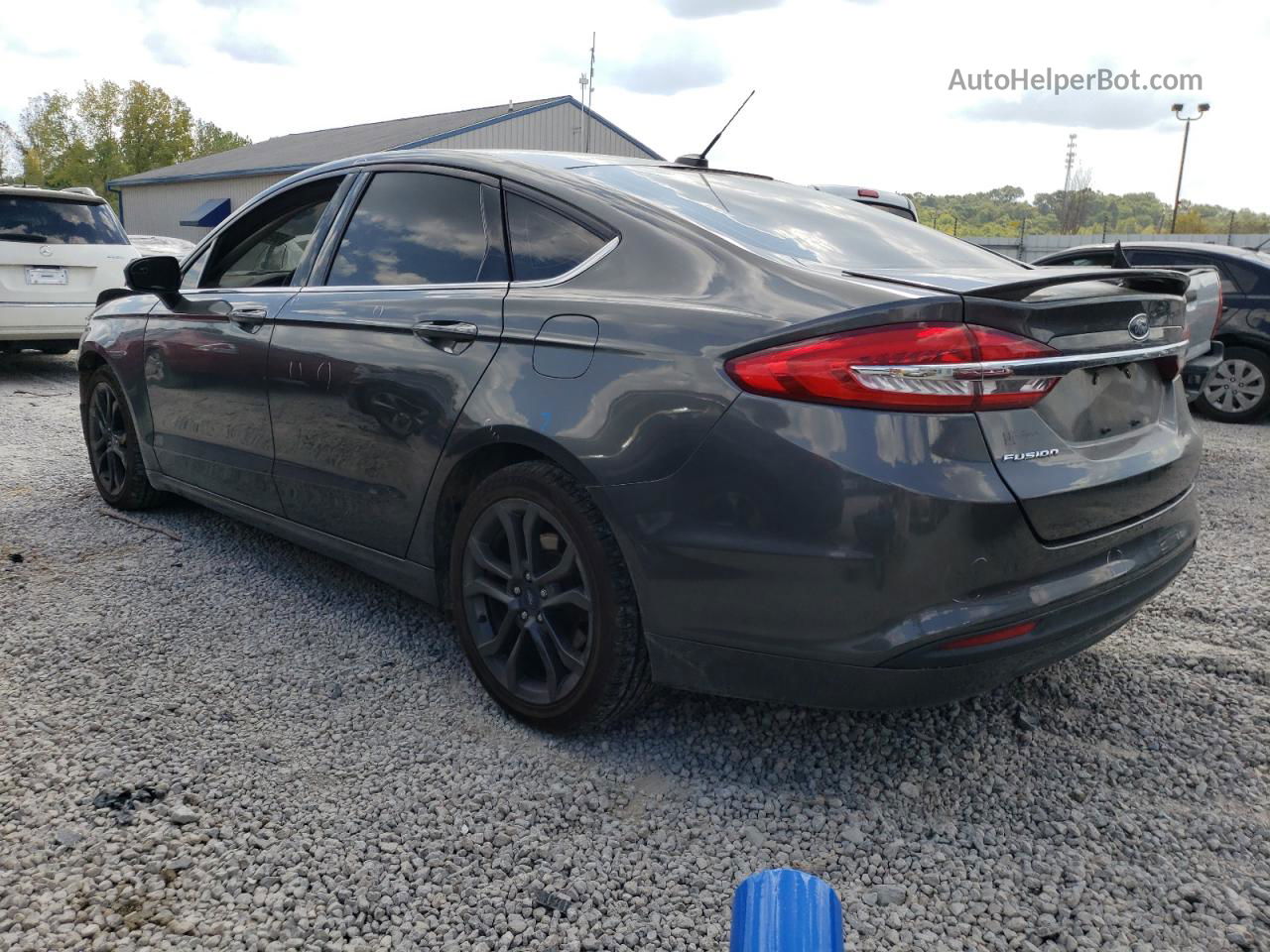 2018 Ford Fusion S Серый vin: 3FA6P0G79JR196150