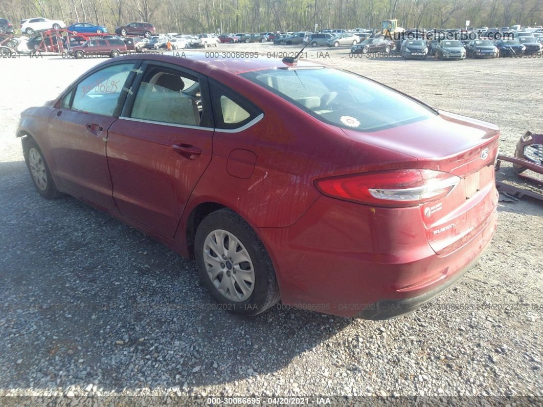 2019 Ford Fusion S Red vin: 3FA6P0G79KR247616