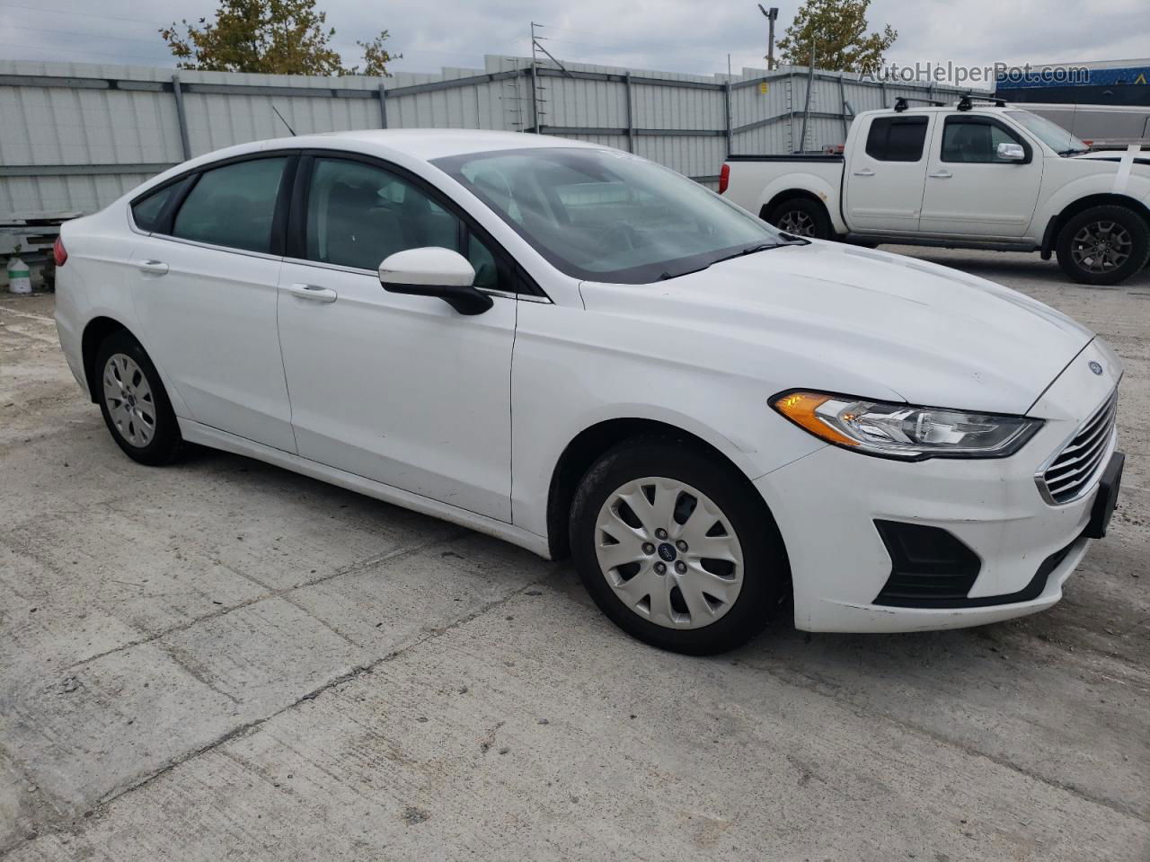 2019 Ford Fusion S White vin: 3FA6P0G79KR279174