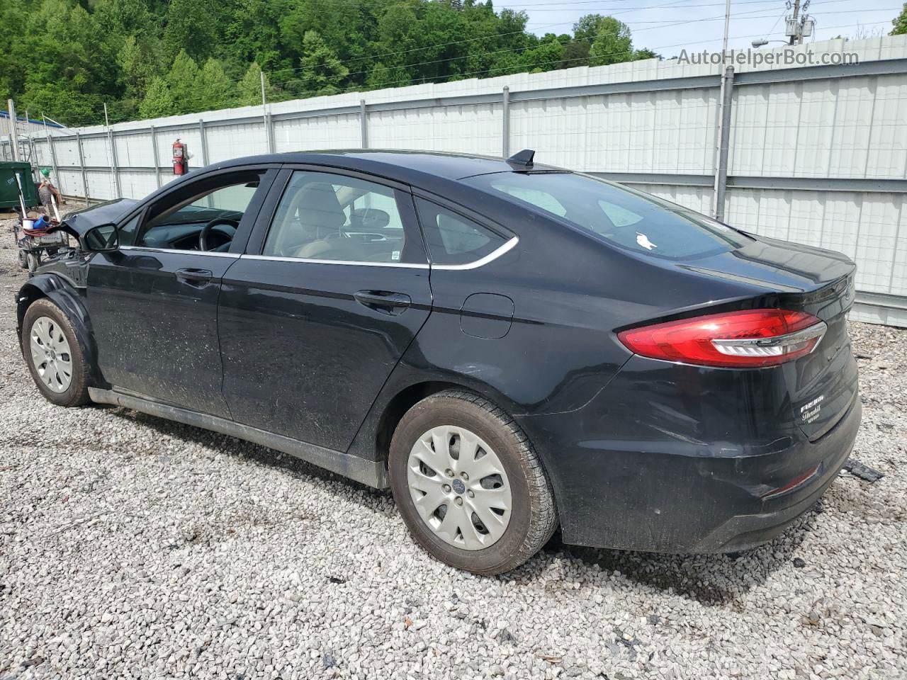 2020 Ford Fusion S Черный vin: 3FA6P0G79LR159327