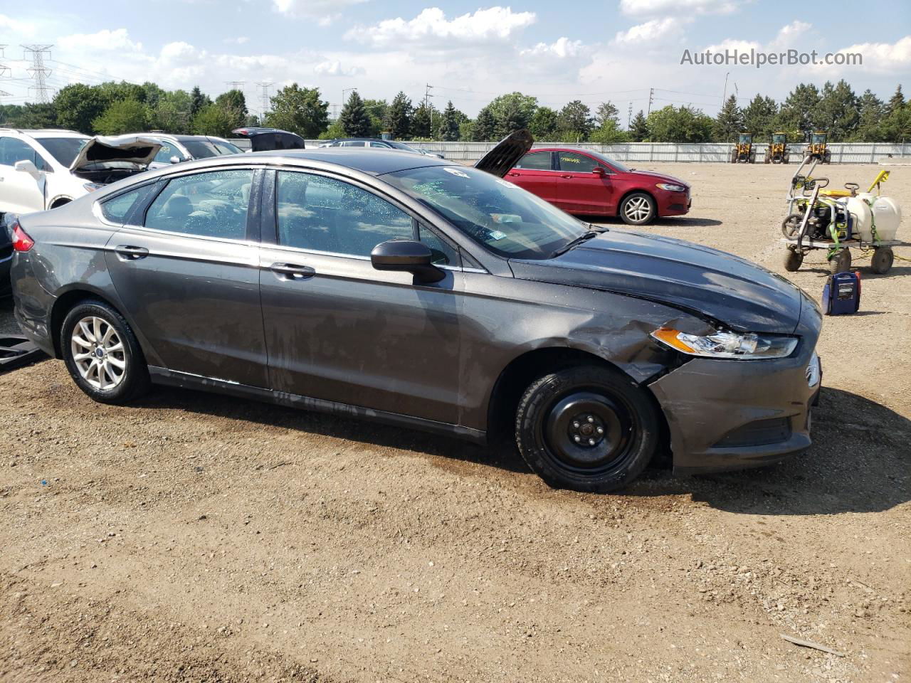 2015 Ford Fusion S Серый vin: 3FA6P0G7XFR253009