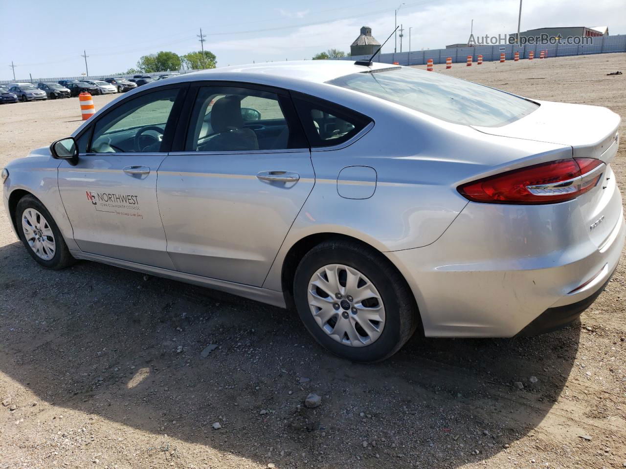 2019 Ford Fusion S Silver vin: 3FA6P0G7XKR171985