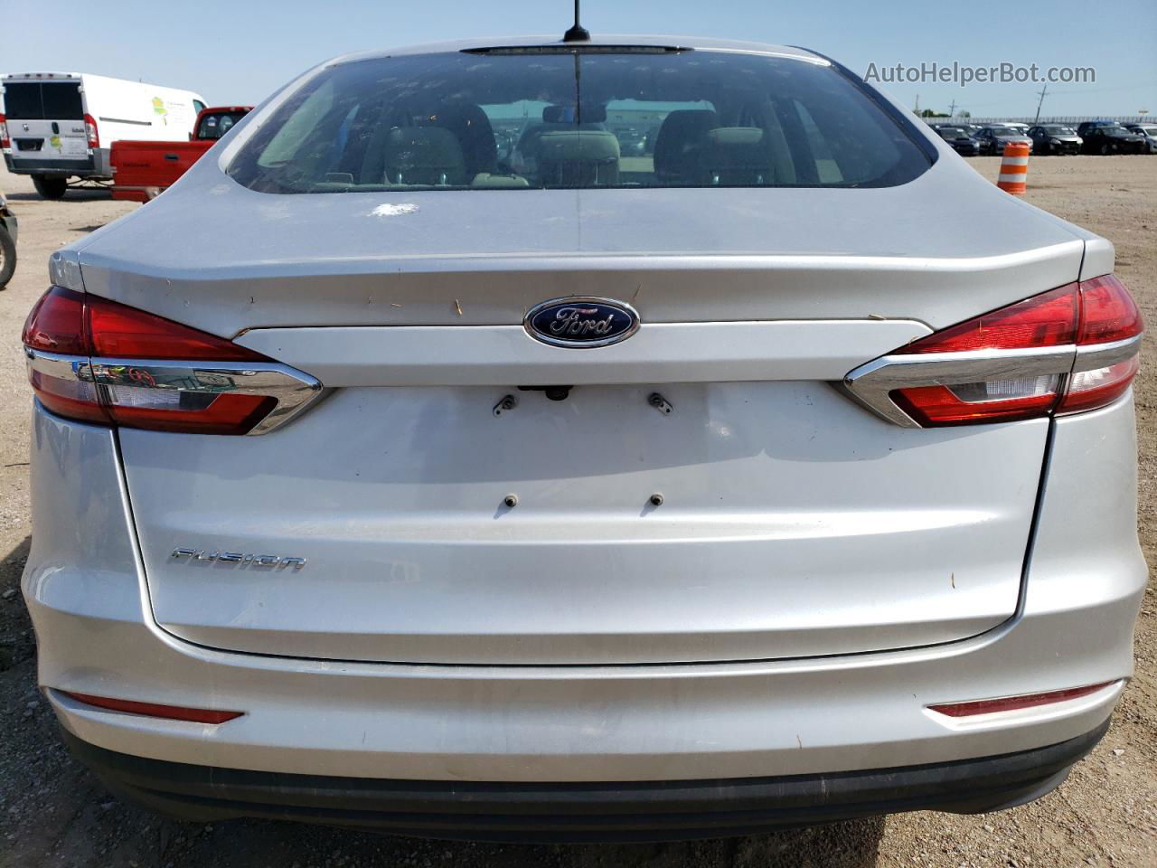 2019 Ford Fusion S Silver vin: 3FA6P0G7XKR171985