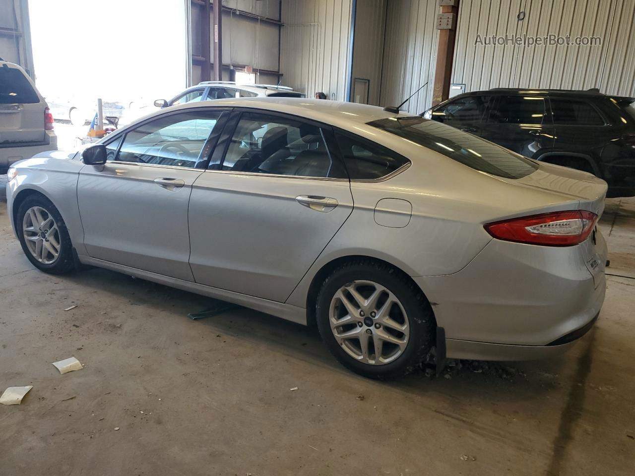 2015 Ford Fusion Se Серебряный vin: 3FA6P0H71FR232094