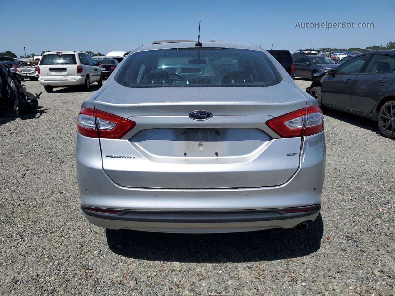 2016 Ford Fusion Se Серебряный vin: 3FA6P0H71GR216236