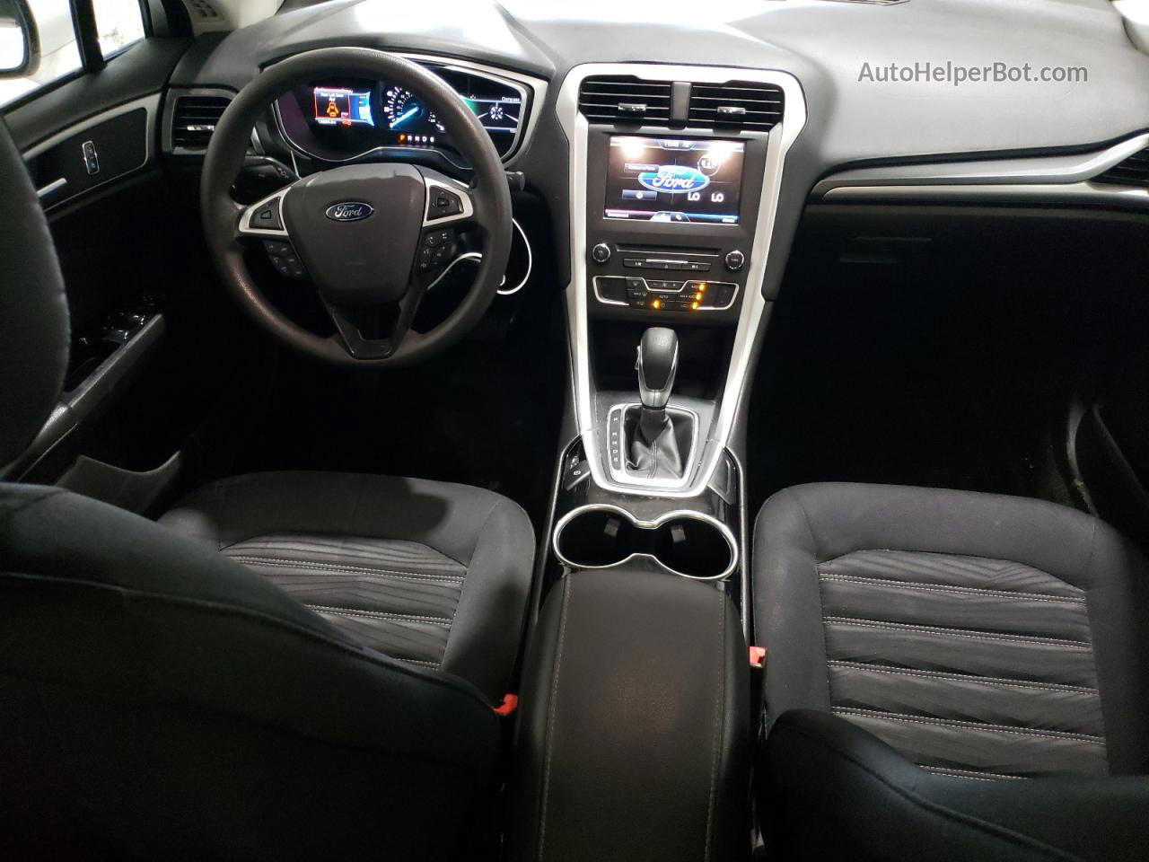 2016 Ford Fusion Se Белый vin: 3FA6P0H71GR389030