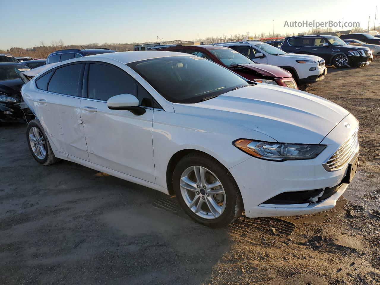 2018 Ford Fusion Se Белый vin: 3FA6P0H71JR194570