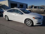 2016 Ford Fusion Se Белый vin: 3FA6P0H72GR116596