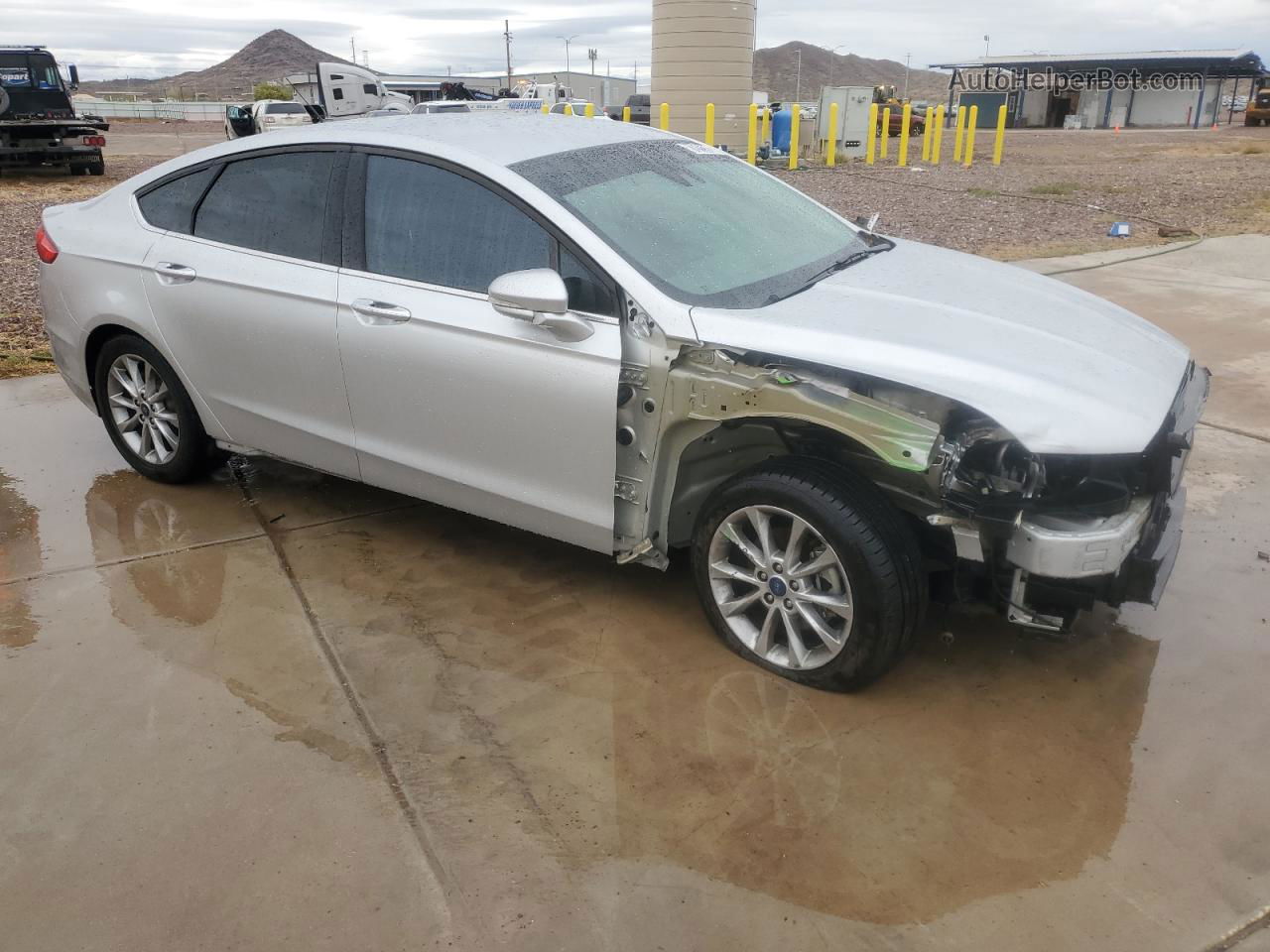 2017 Ford Fusion Se Серебряный vin: 3FA6P0H72HR235721