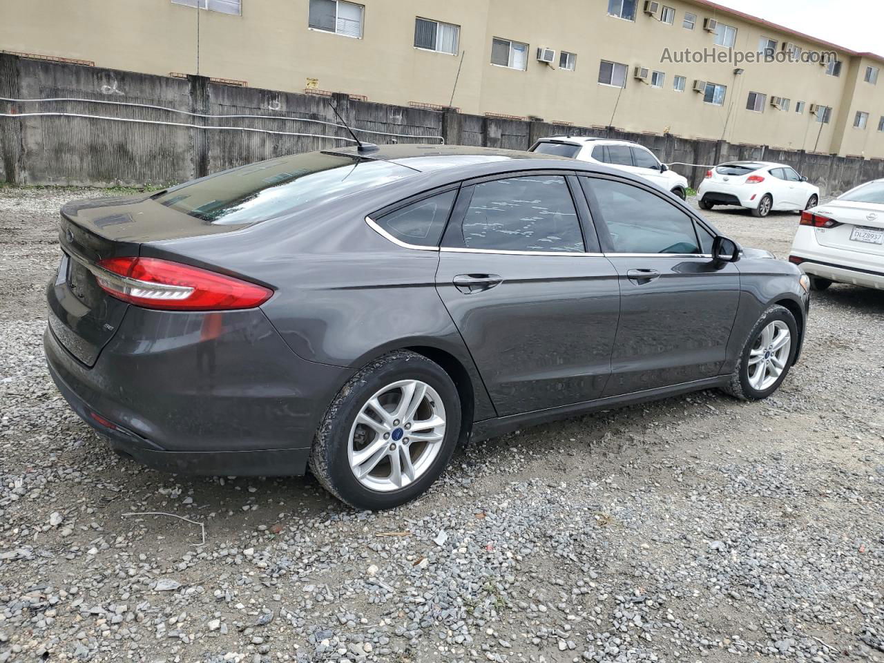 2018 Ford Fusion Se Gray vin: 3FA6P0H72JR194738