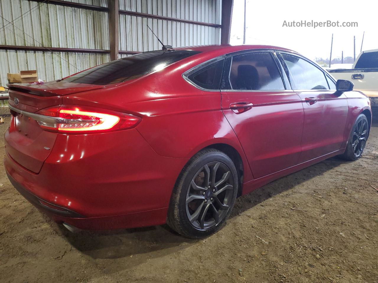 2018 Ford Fusion Se Red vin: 3FA6P0H72JR225311