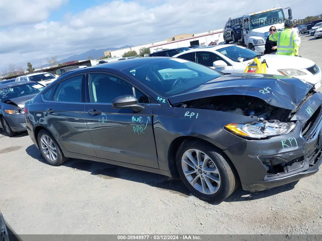 2020 Ford Fusion Se Gray vin: 3FA6P0H72LR262734