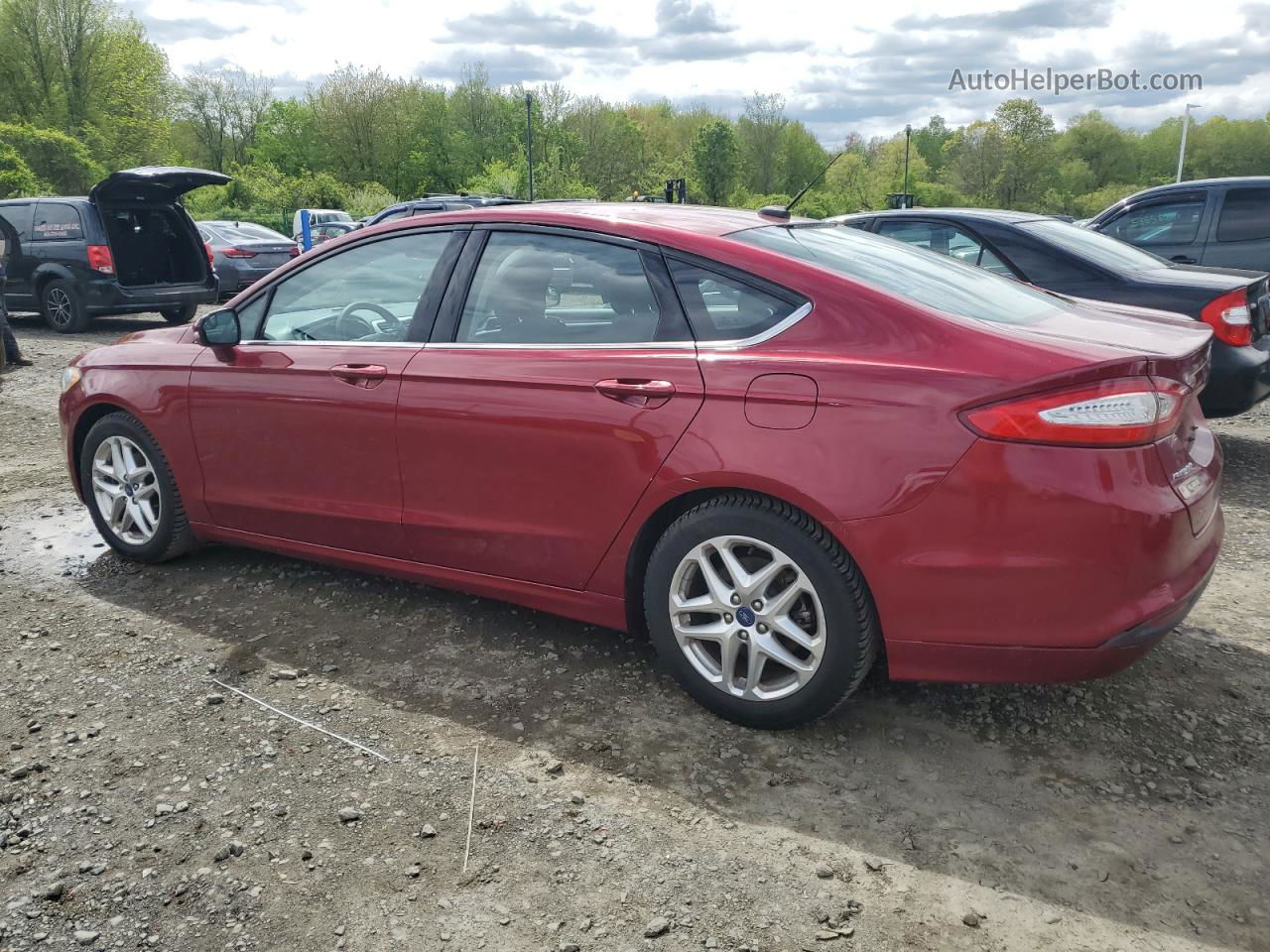 2013 Ford Fusion Se Red vin: 3FA6P0H73DR240047