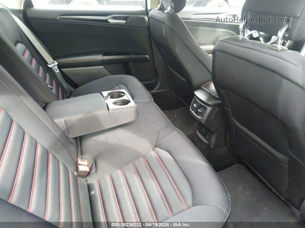 2014 Ford Fusion Se Серебряный vin: 3FA6P0H73ER326055