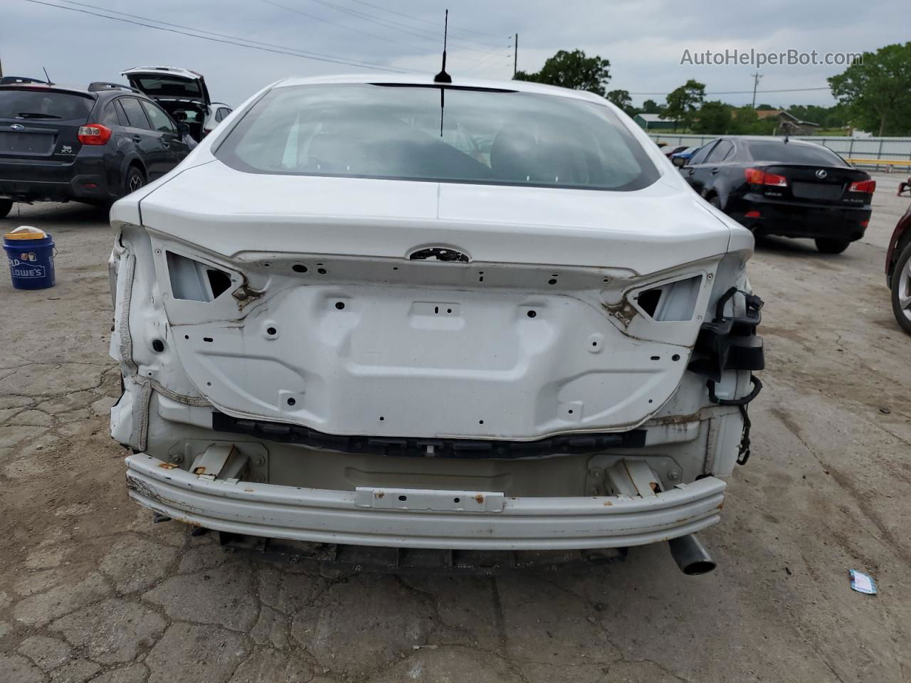 2016 Ford Fusion Se Белый vin: 3FA6P0H73GR185460