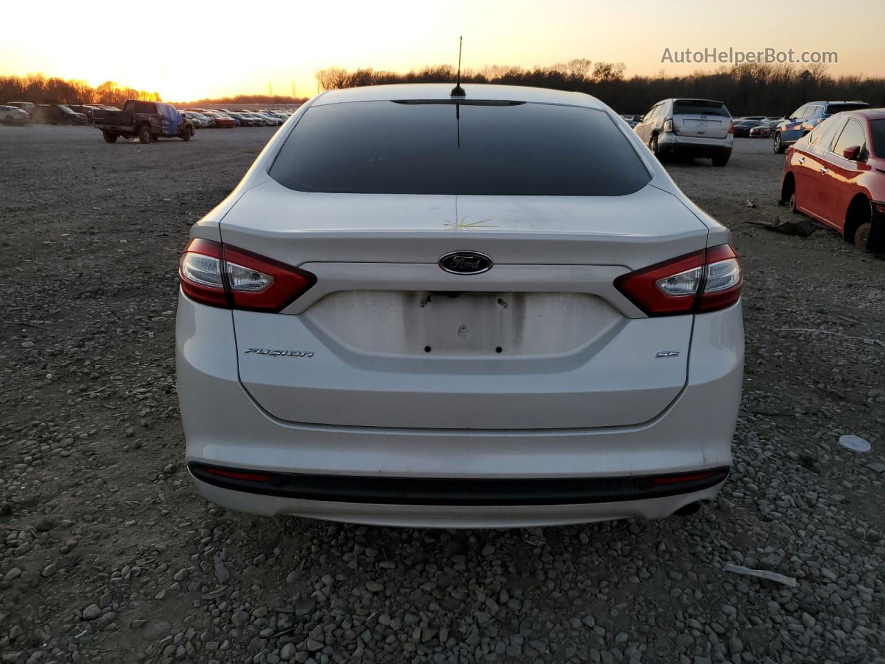 2016 Ford Fusion Se White vin: 3FA6P0H73GR228372