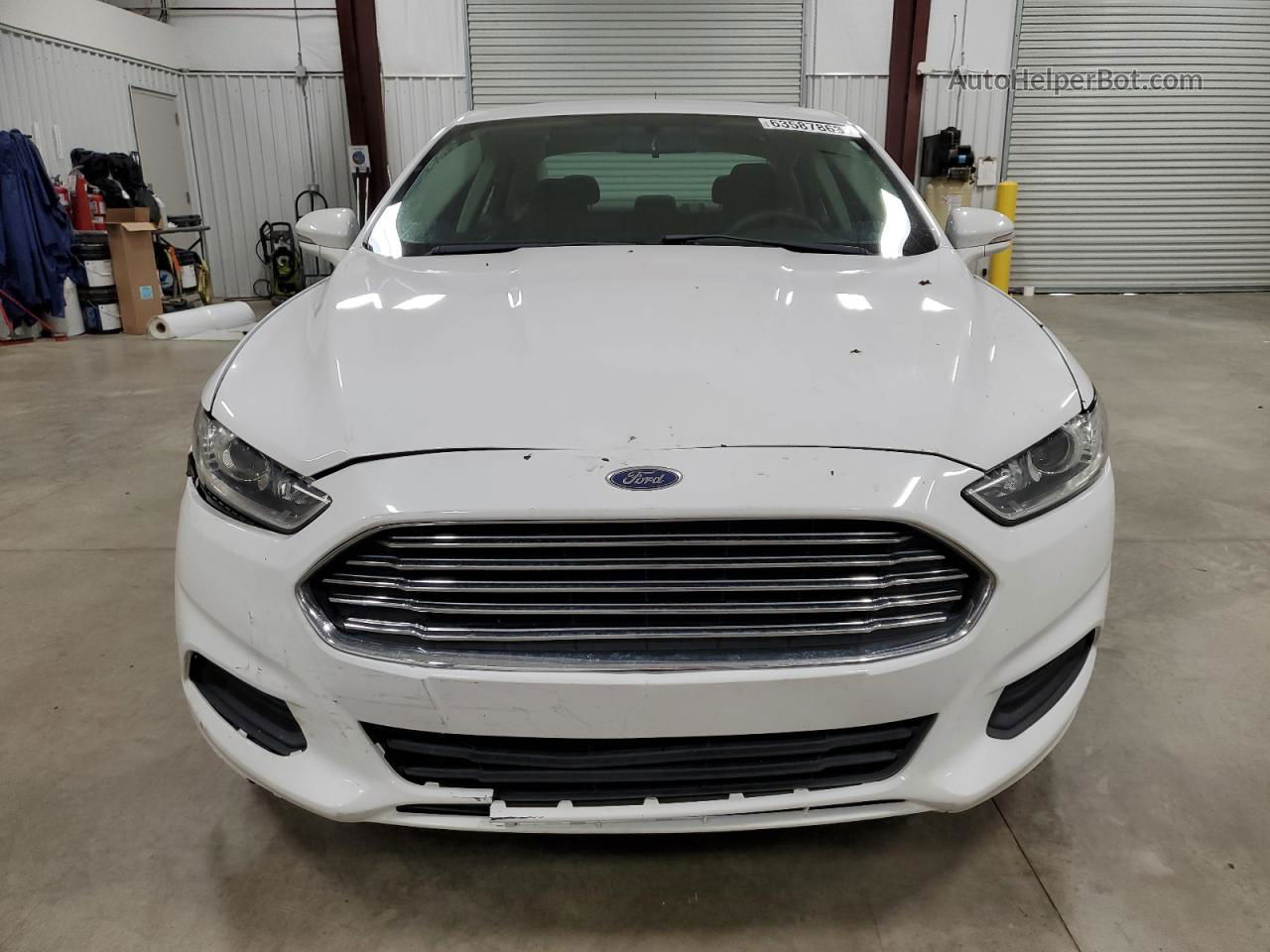 2016 Ford Fusion Se Белый vin: 3FA6P0H73GR333218