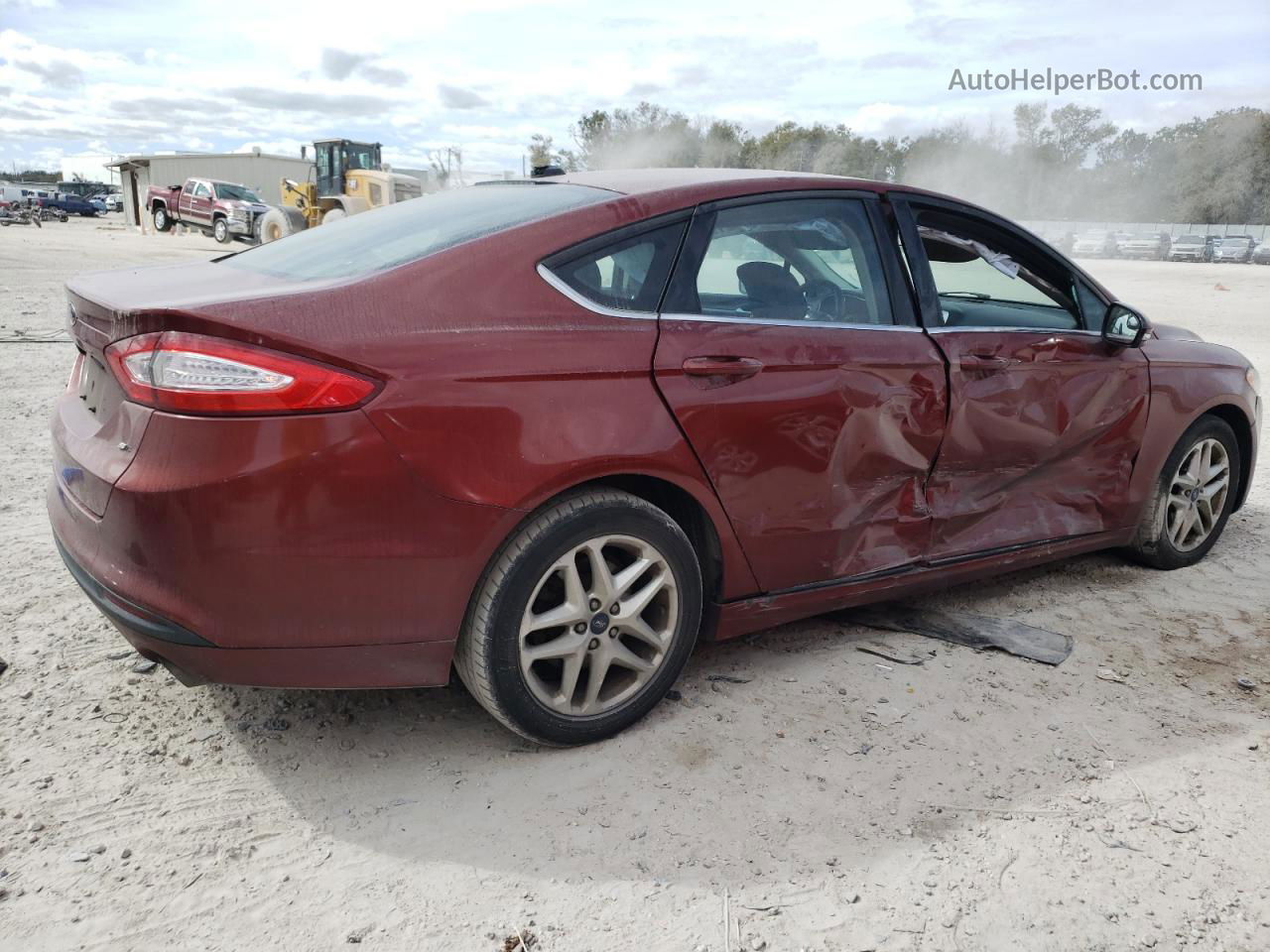 2014 Ford Fusion Se Красный vin: 3FA6P0H74ER106942