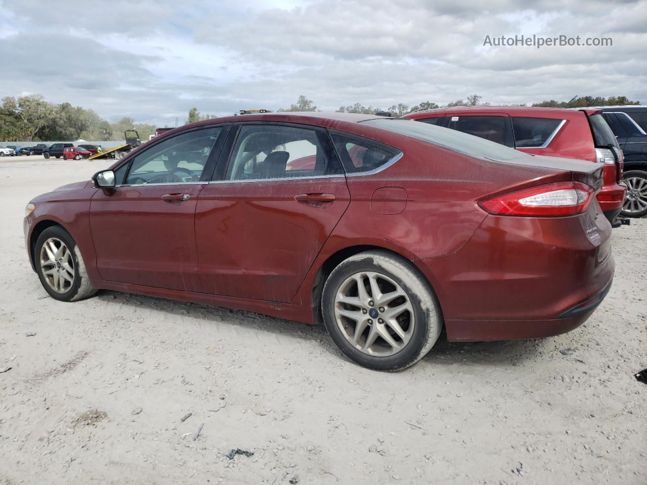 2014 Ford Fusion Se Красный vin: 3FA6P0H74ER106942