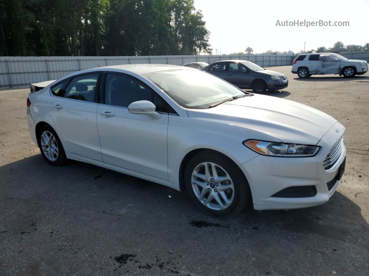 2016 Ford Fusion Se Белый vin: 3FA6P0H74GR202590