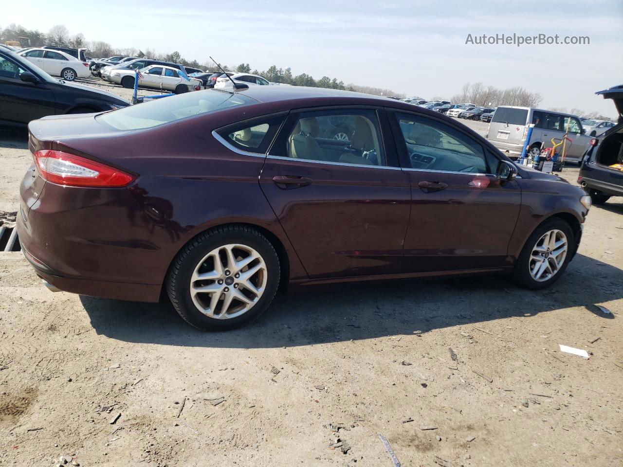 2013 Ford Fusion Se Burgundy vin: 3FA6P0H75DR123117